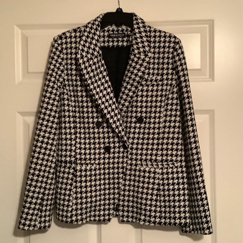 Bagatelle Black and White Houndstooth Blazer